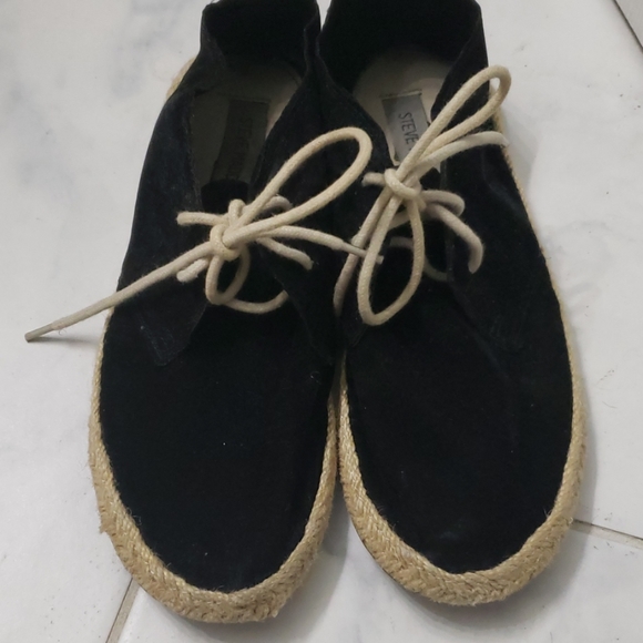 Steve Madden Velvet Shoes - Picture 1 of 4